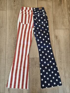 Judy Blue Patriotic American Flag Stars Stripes High Rise Flare Jeans 5 27 4th